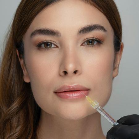 MODELOWANIE I NAWILŻANIE UST